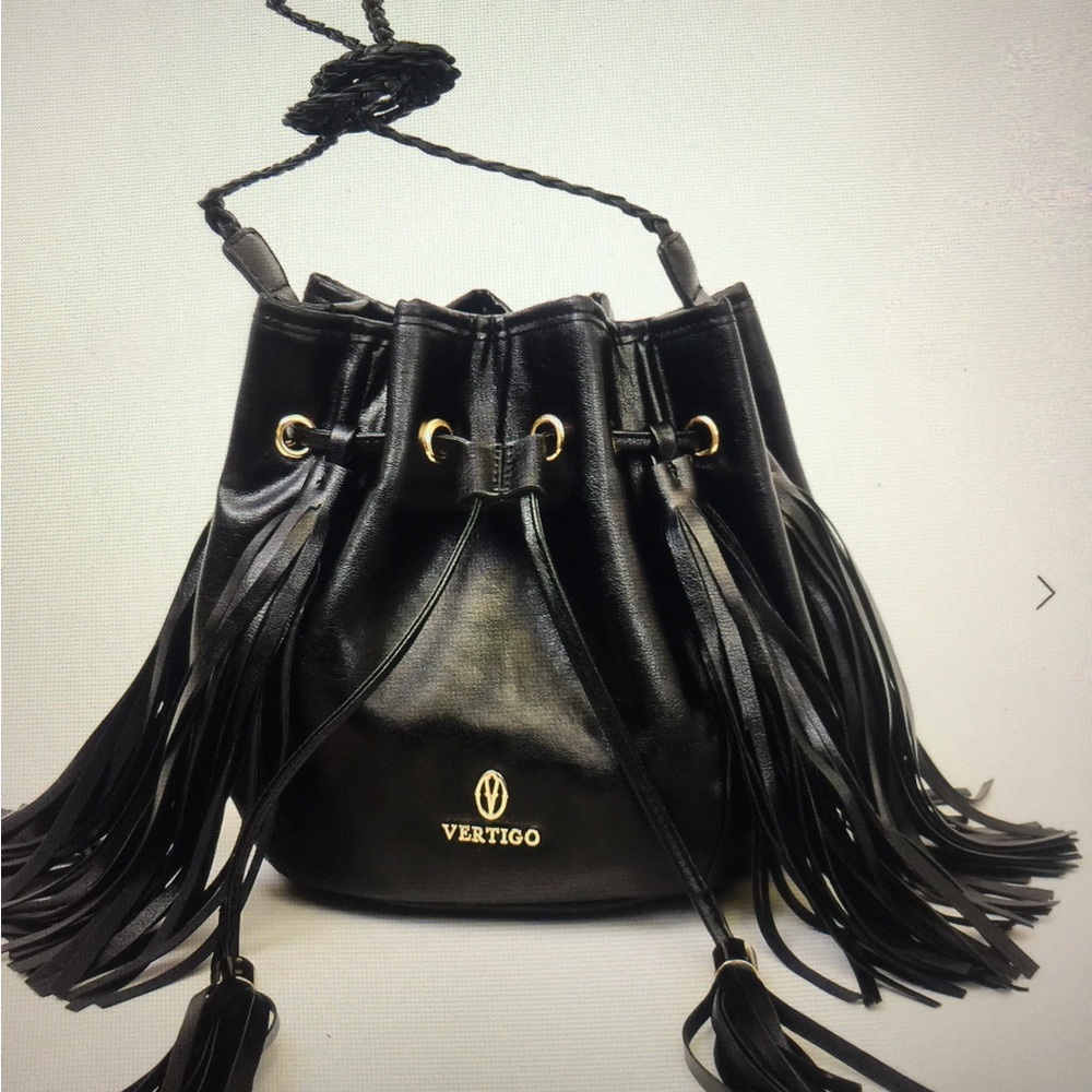 Vertigo braided shoulder bag
